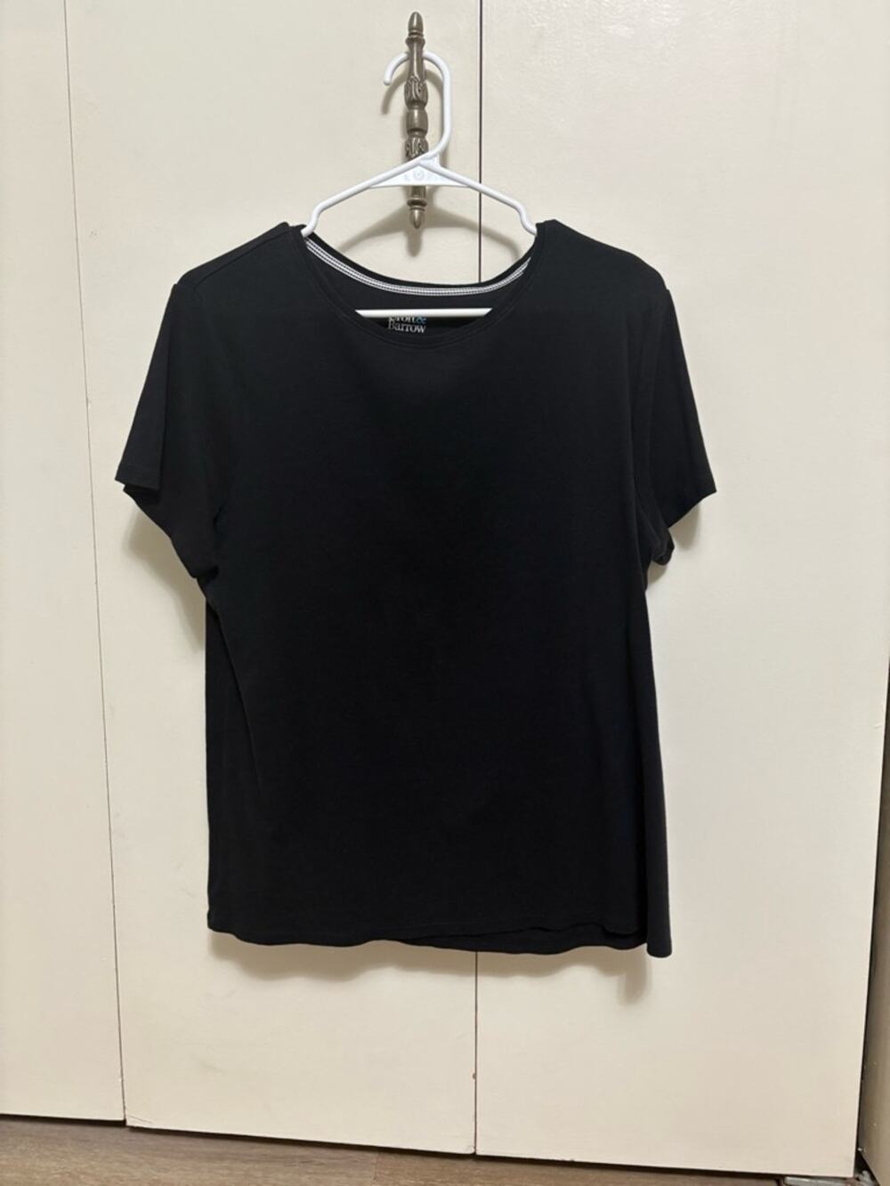 Croft & Barrow Black Classic Tee Woman Short Sleeve Basic Casual Large